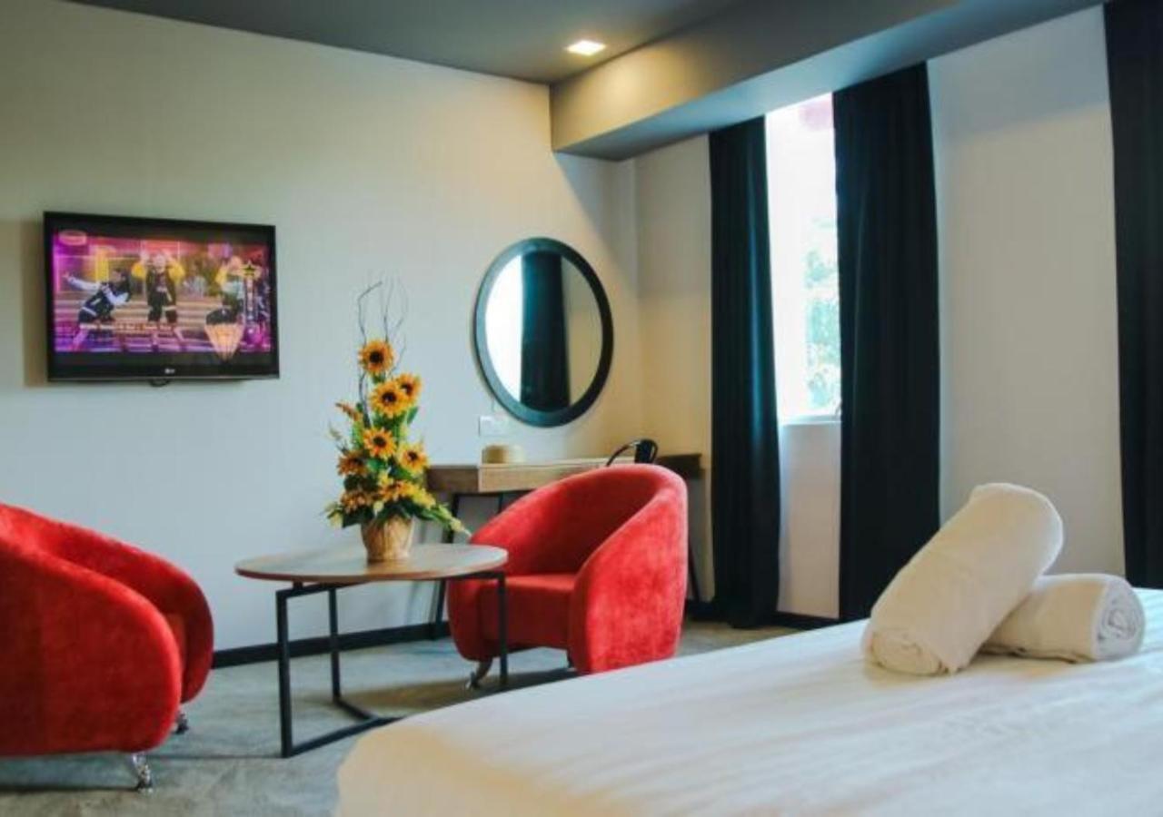 Hotel Regal Vista Ипох Экстерьер фото